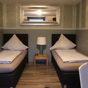 Gaestehaus Chaplin Locanda
